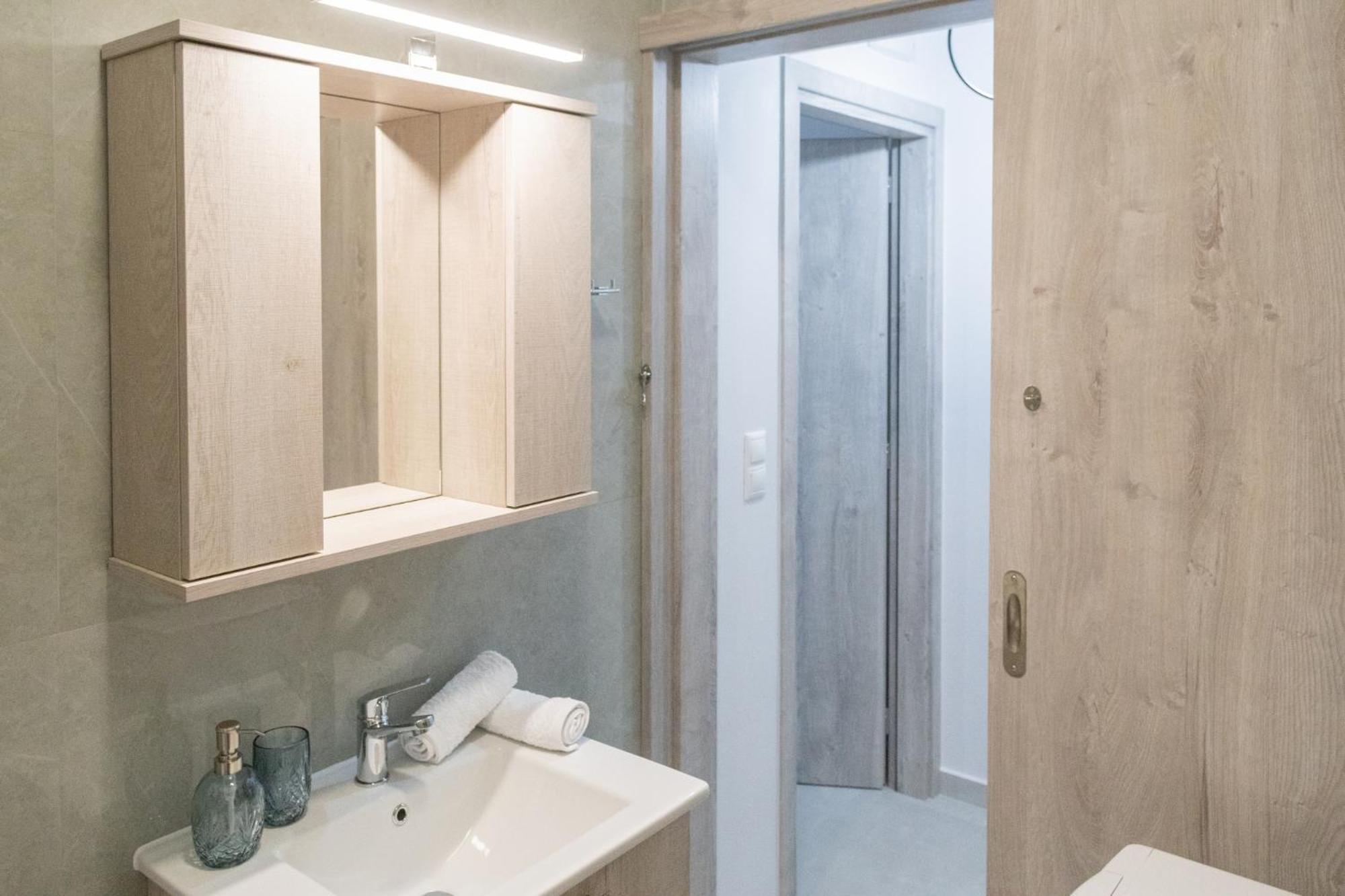 Alonakia Home Suites Filiatra Bagian luar foto
